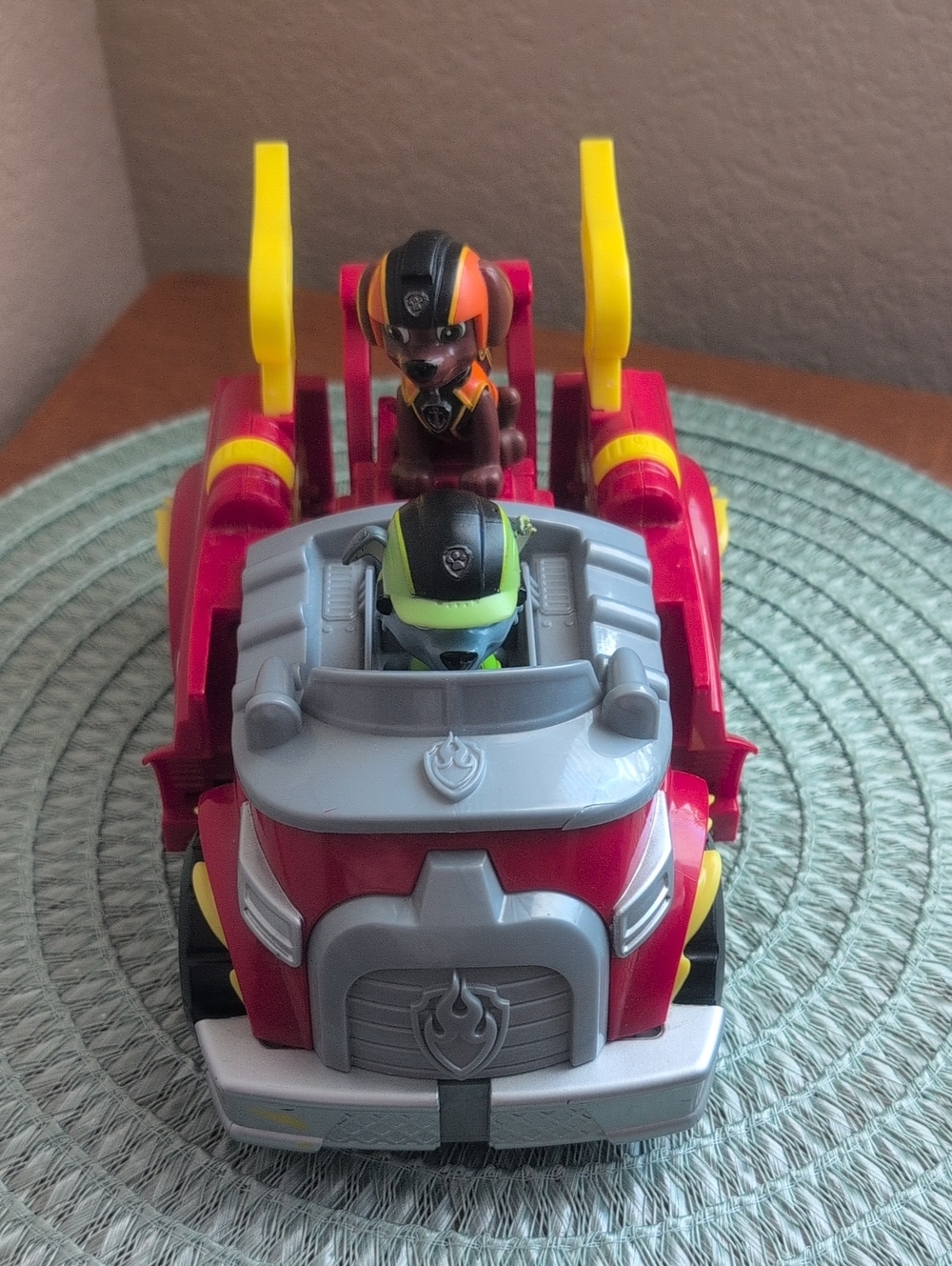 Paw Patrol Red and Yellow Fire Rescue Vehicle with Two Figures